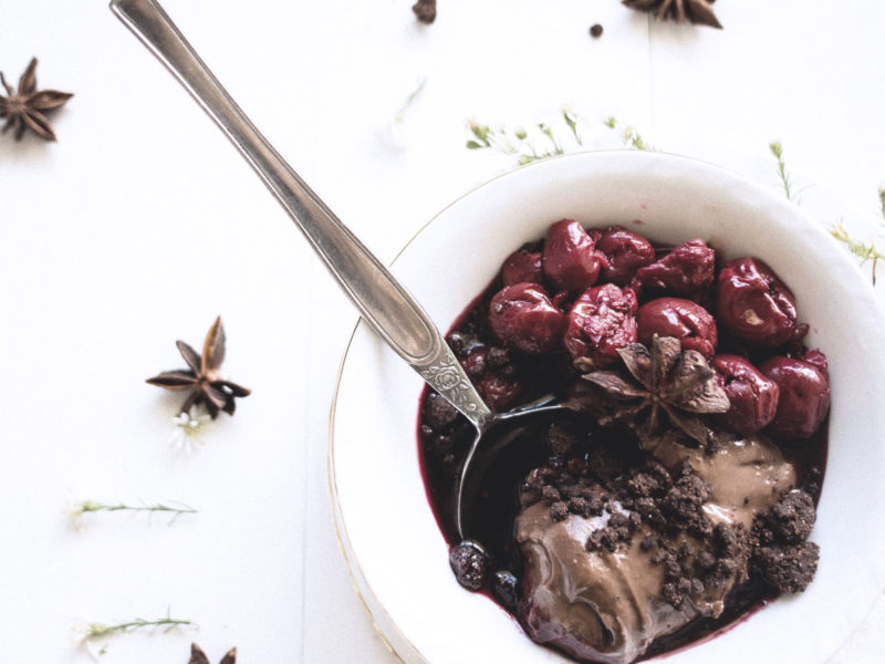 Chocolate mousse with forest wild fruits