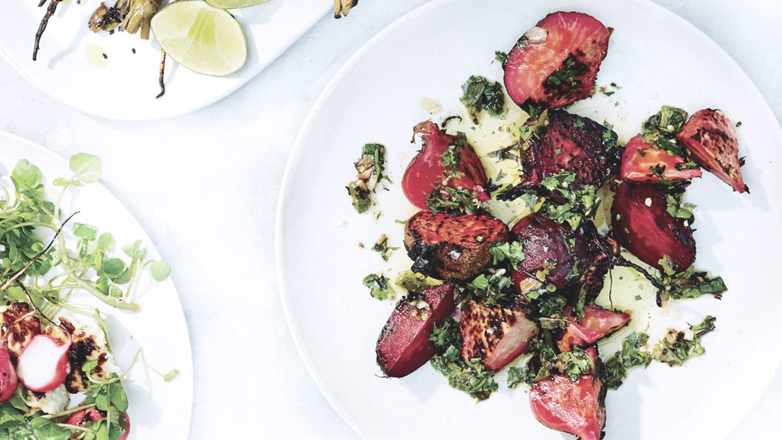 Grilled seasonal vegetables and garlic bread